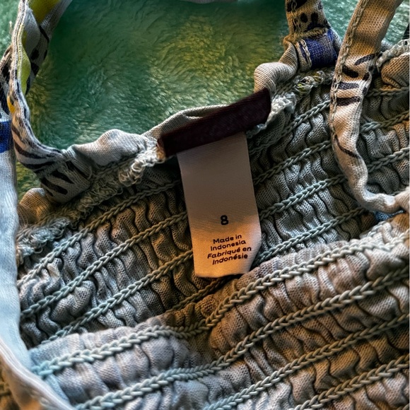 Super cute Tea Collection one piece romper with fish motif sz 8 - Picture 4 of 6